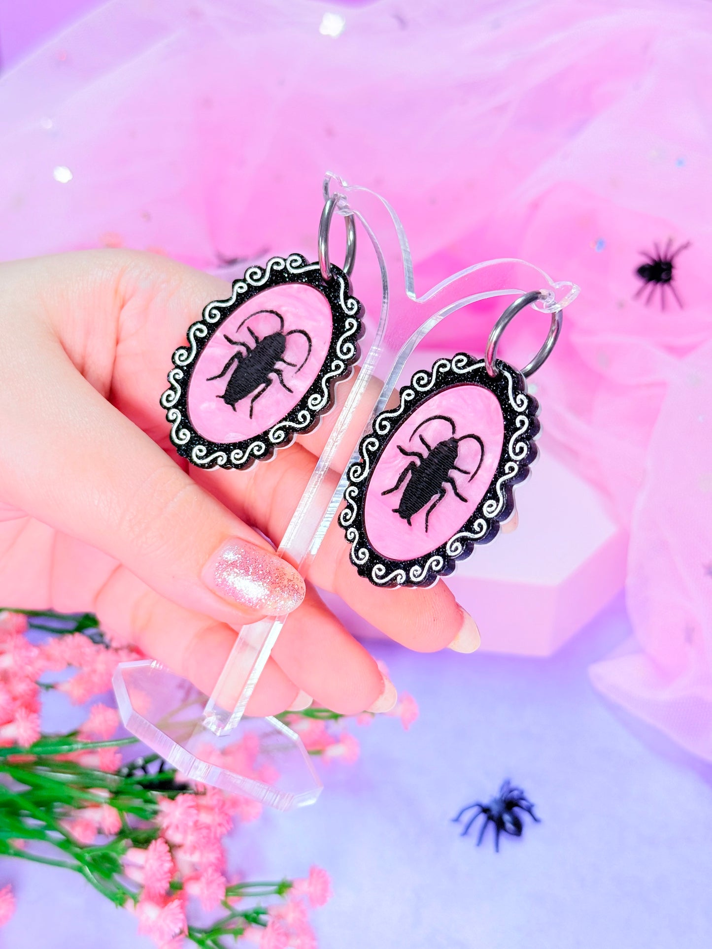 Cutesy Cockroach Acrylic Earrings (Gothic)