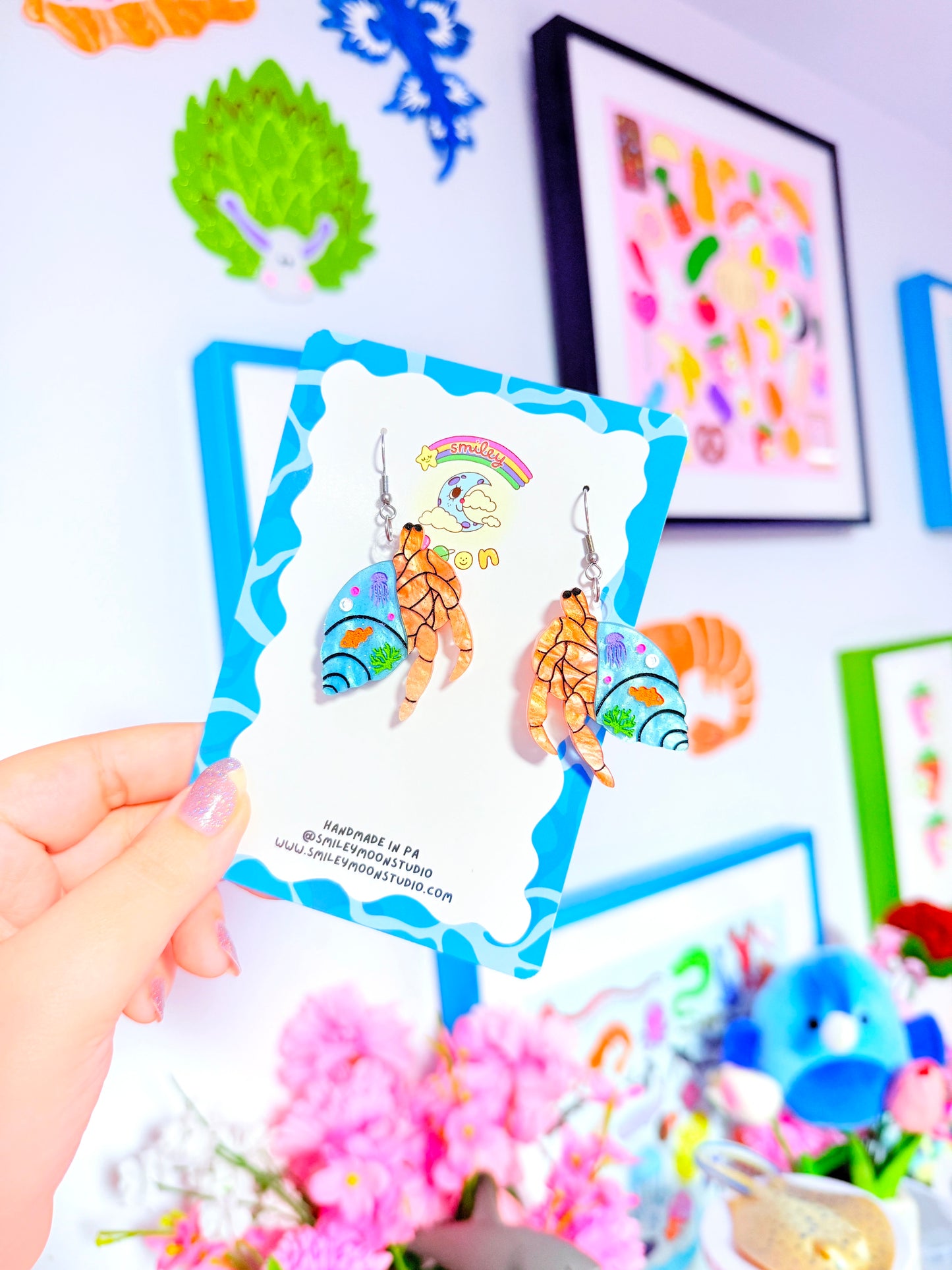 Hermit Crab Acrylic Earrings (Aquarium-core)
