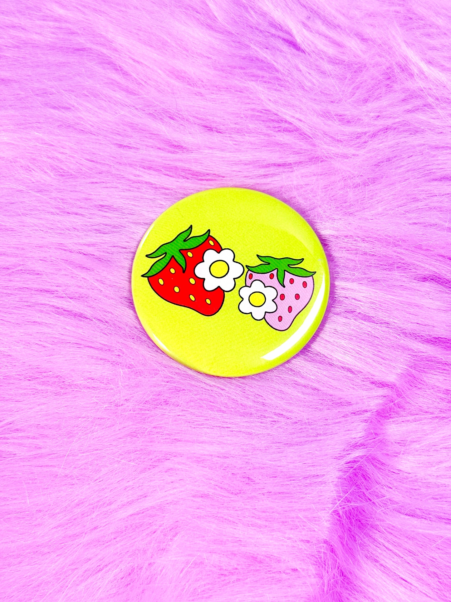 Strawberry Magnet / Button / Mirror