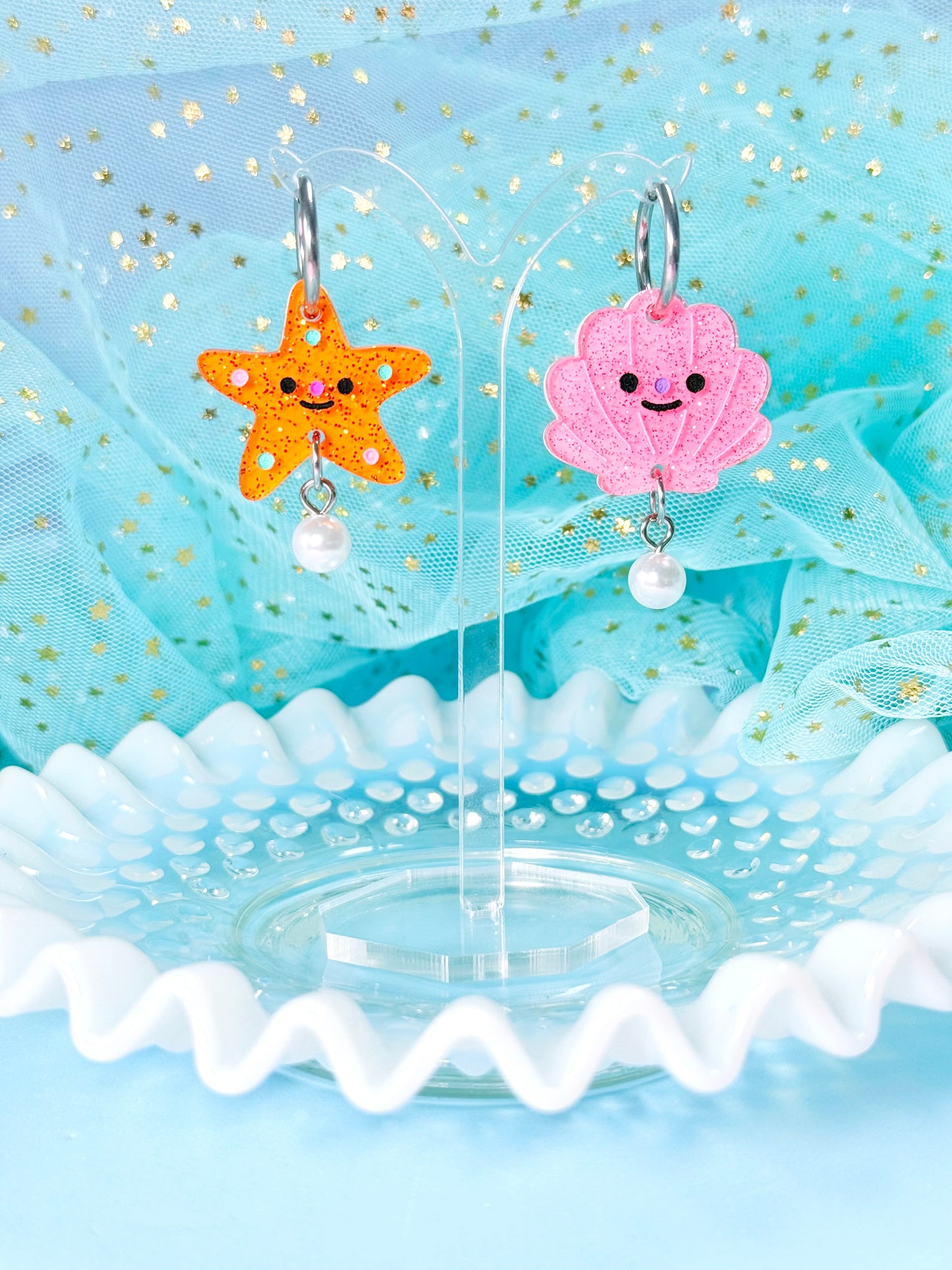 Beach Cuties, Starfish and Scallop Acrylic Earrings