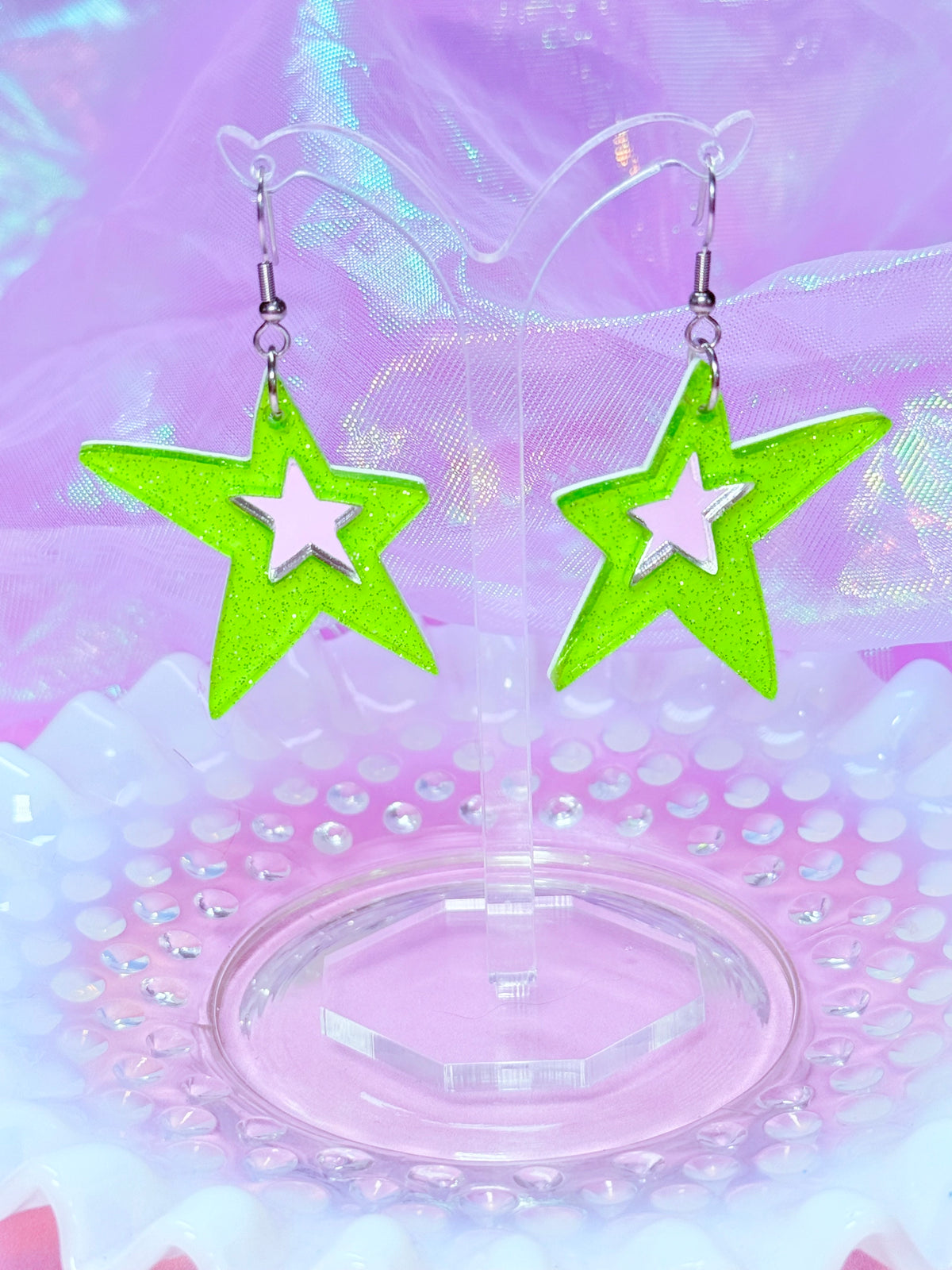 Y2K Spiky Star Acrylic Earrings (Green)