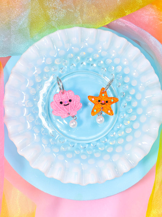 Beach Cuties, Starfish and Scallop Acrylic Earrings